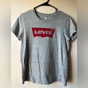 Levi’s Signature T-shirt Size Medium